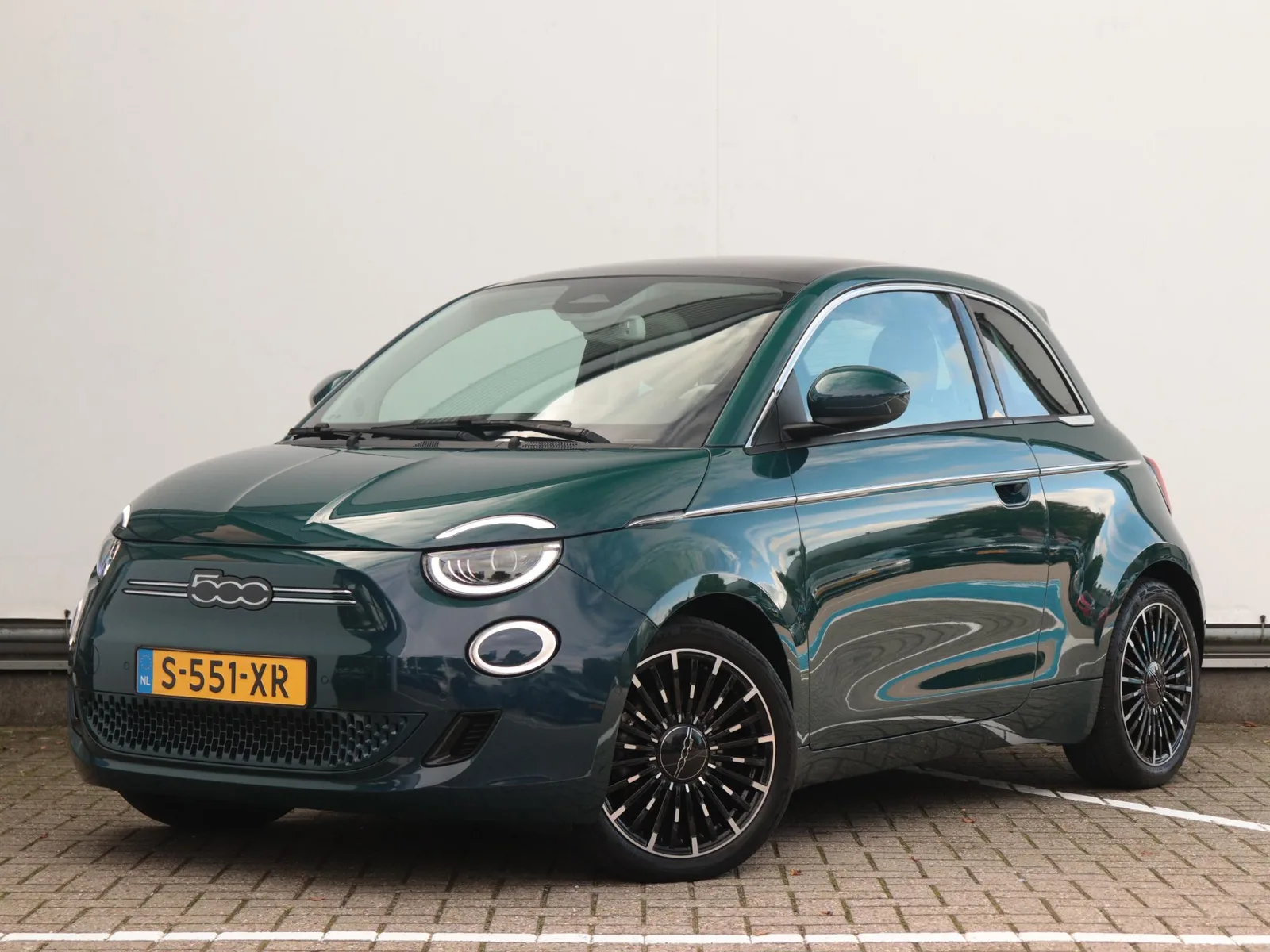 Fiat 500 (2023) — foto 1