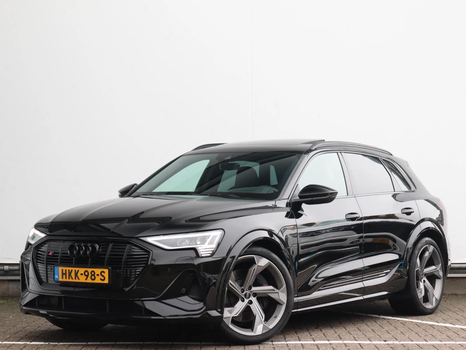 Audi e-tron (2022) — foto 1