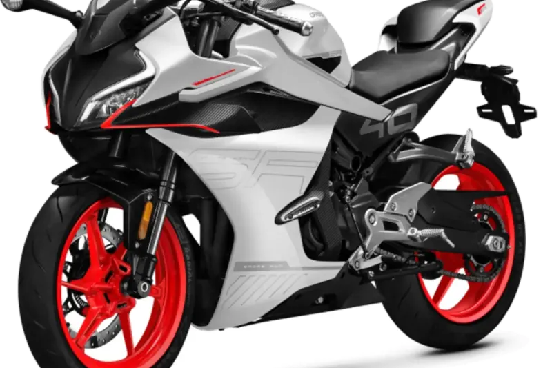 CFMoto 450 SR (2026)