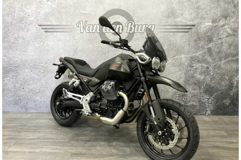 Moto Guzzi V85 Tt Strada (2026)