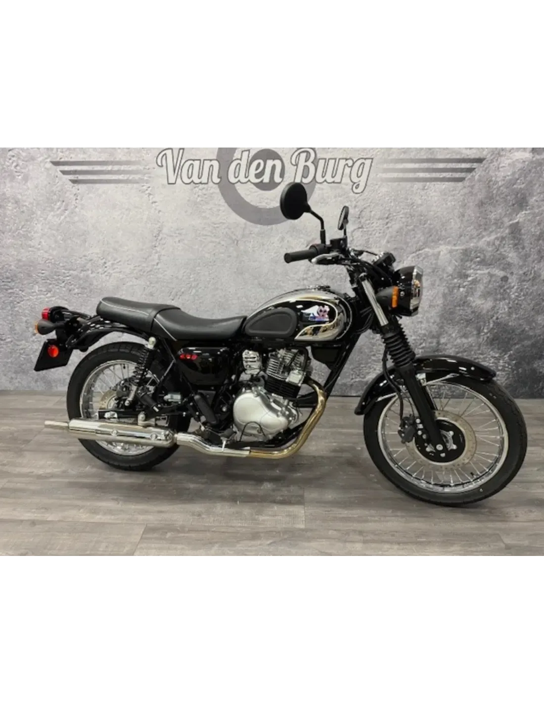 Kawasaki W230 (2014) — foto 1