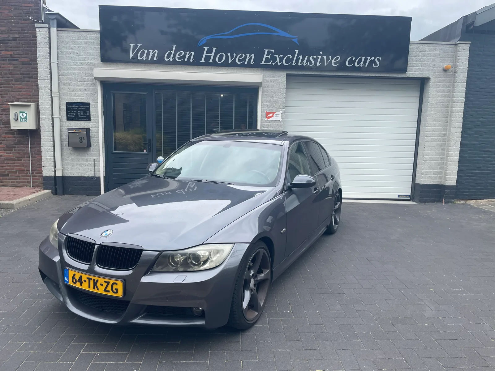 BMW 325i Dynamic Executive (2005) — foto 1