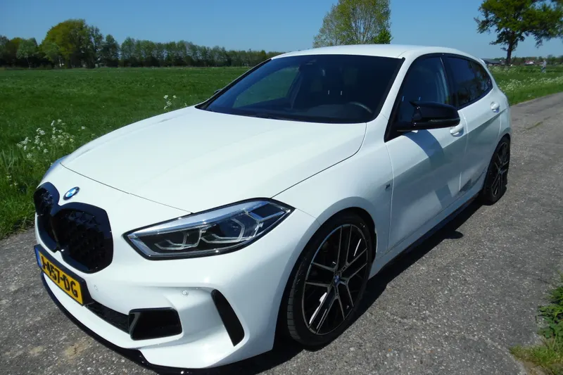 BMW M135i (2019)