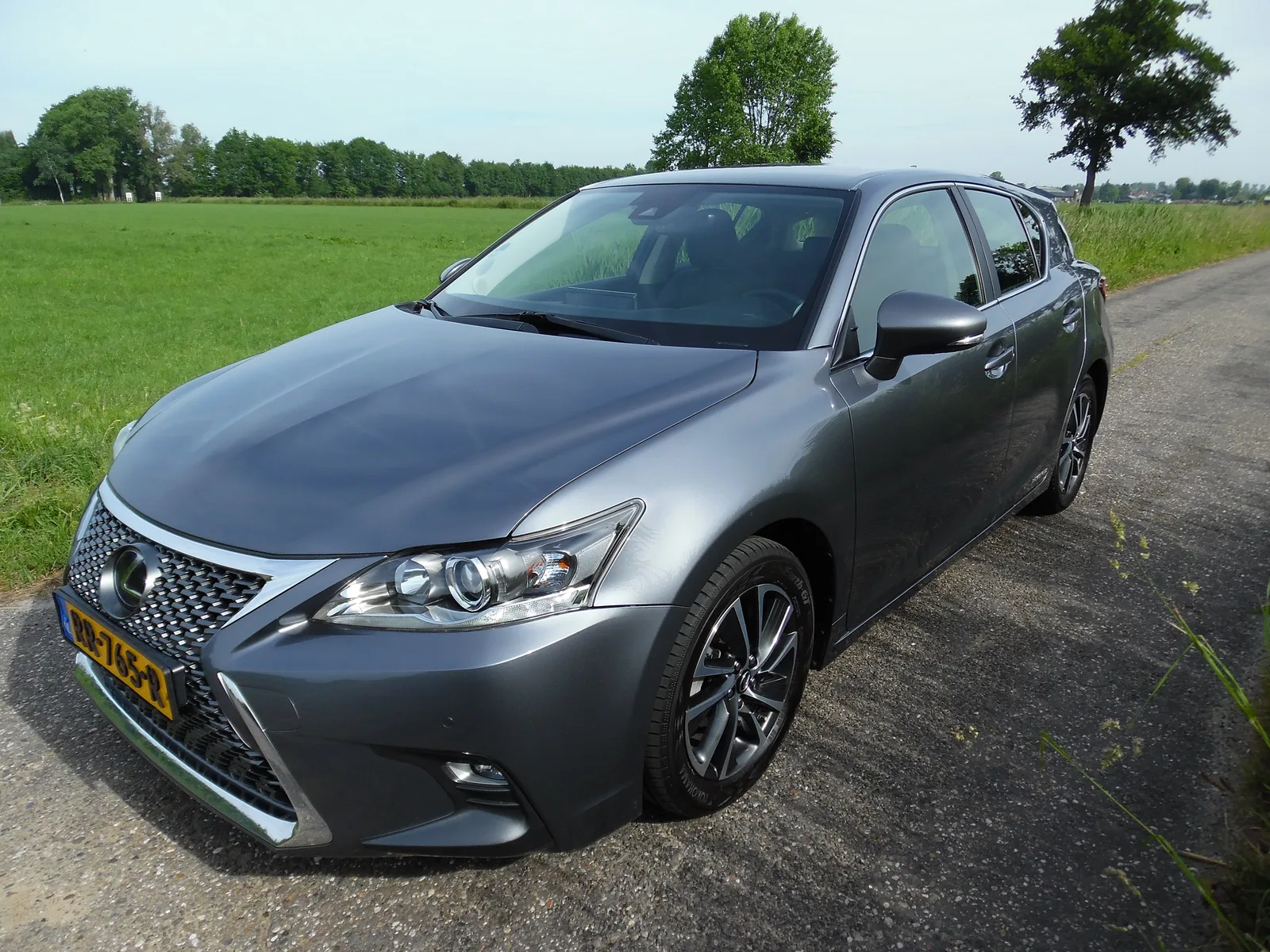 Lexus CT (2018) — foto 1