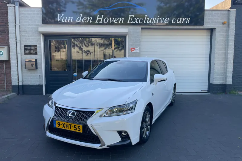 Lexus CT (2014)