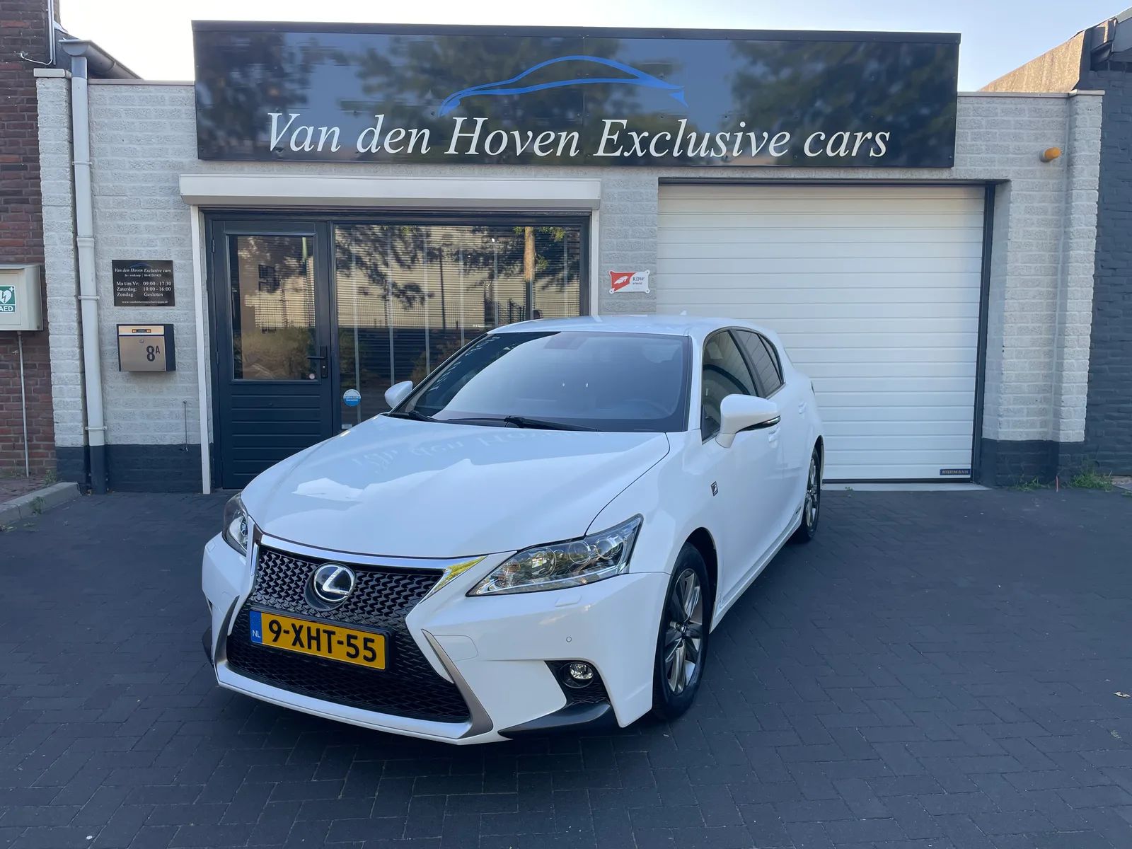 Lexus CT (2014) — foto 1