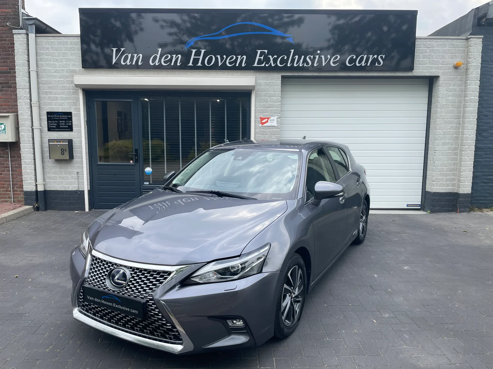 Lexus CT (2017) — foto 1