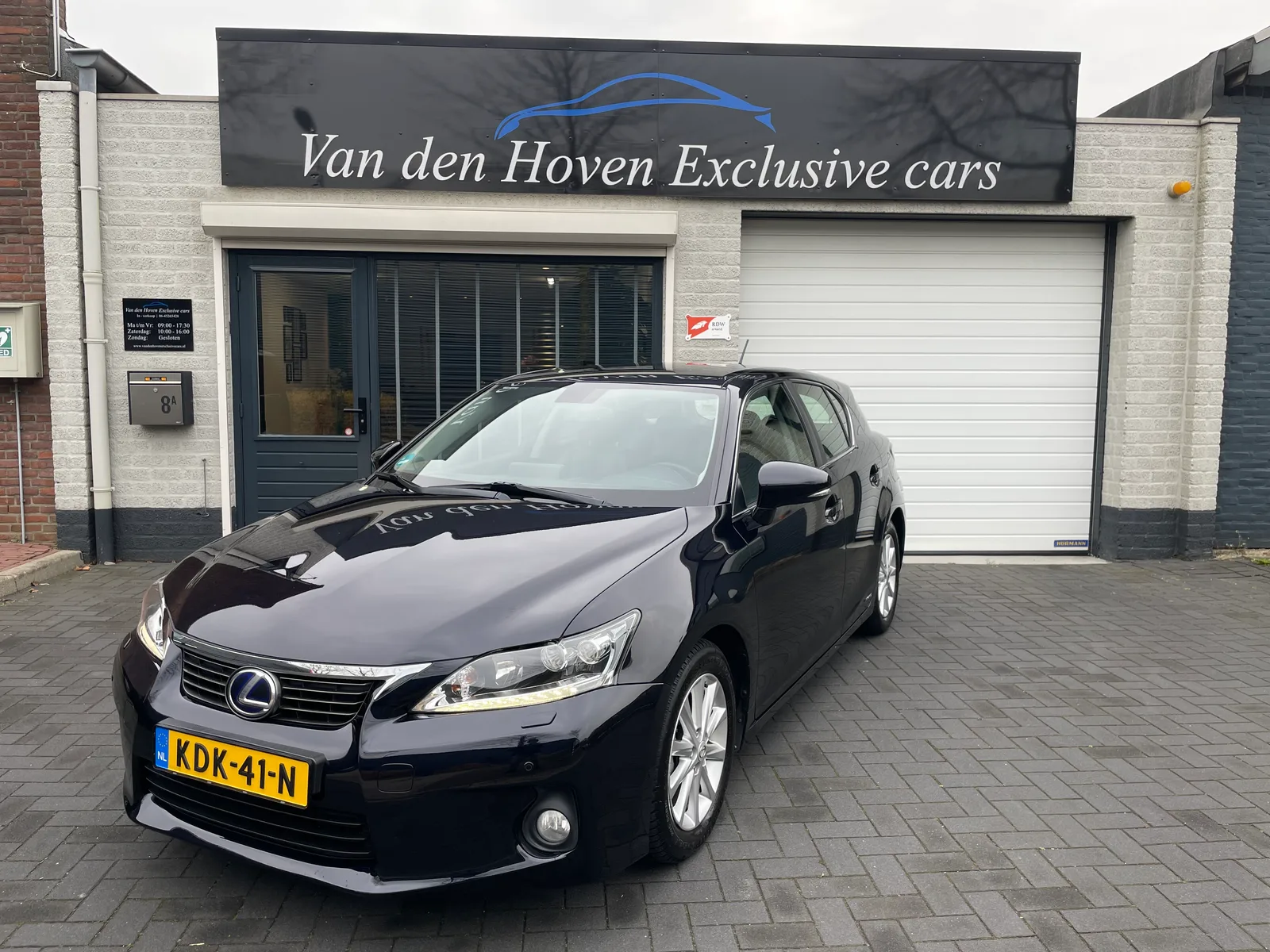 Lexus CT (2011) — foto 1
