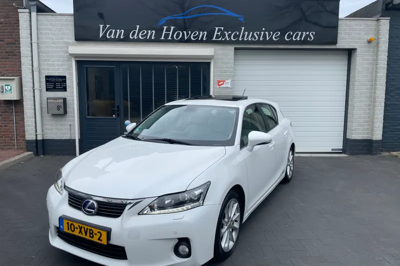 Lexus CT (2012)