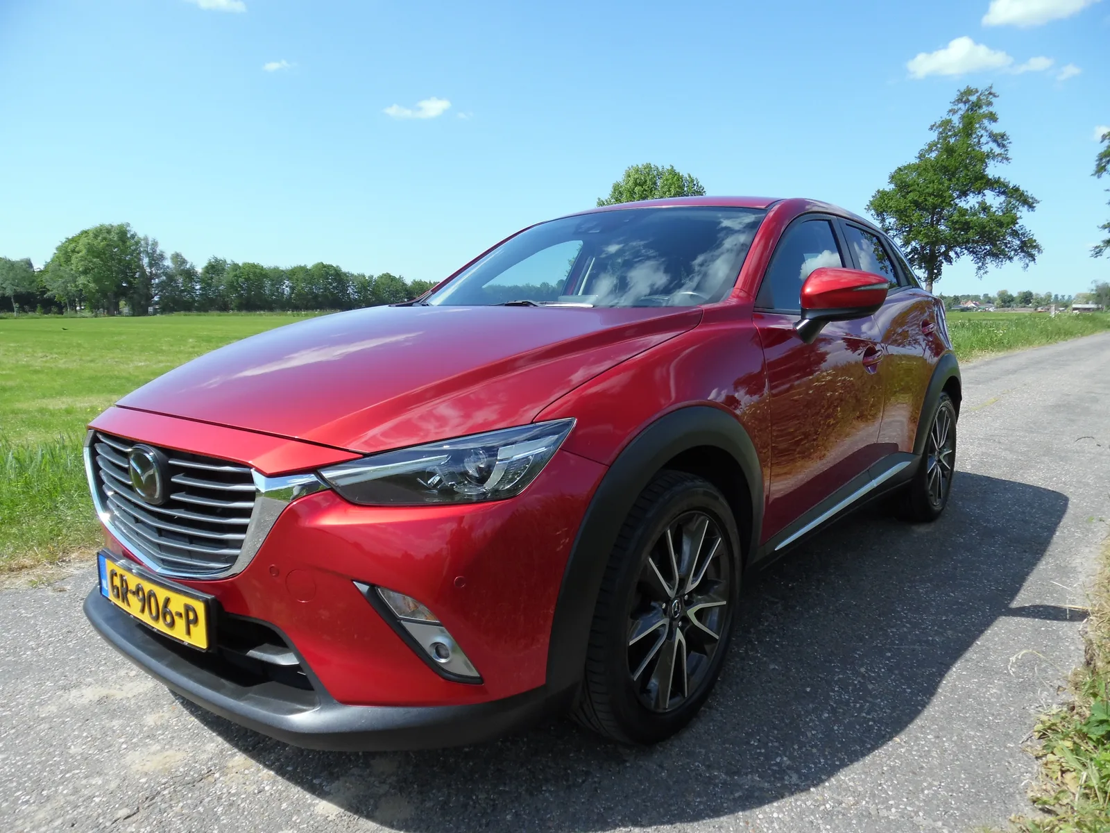Mazda CX-3 (2015) — foto 1