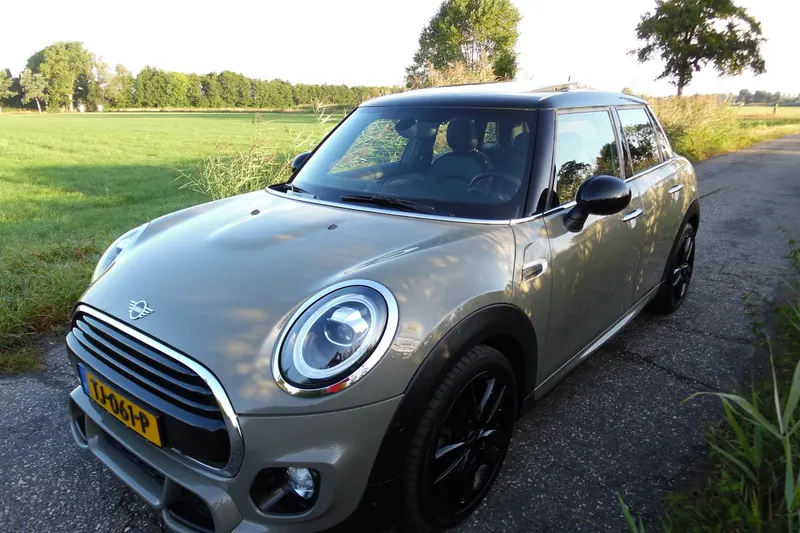 MINI Cooper (2018)