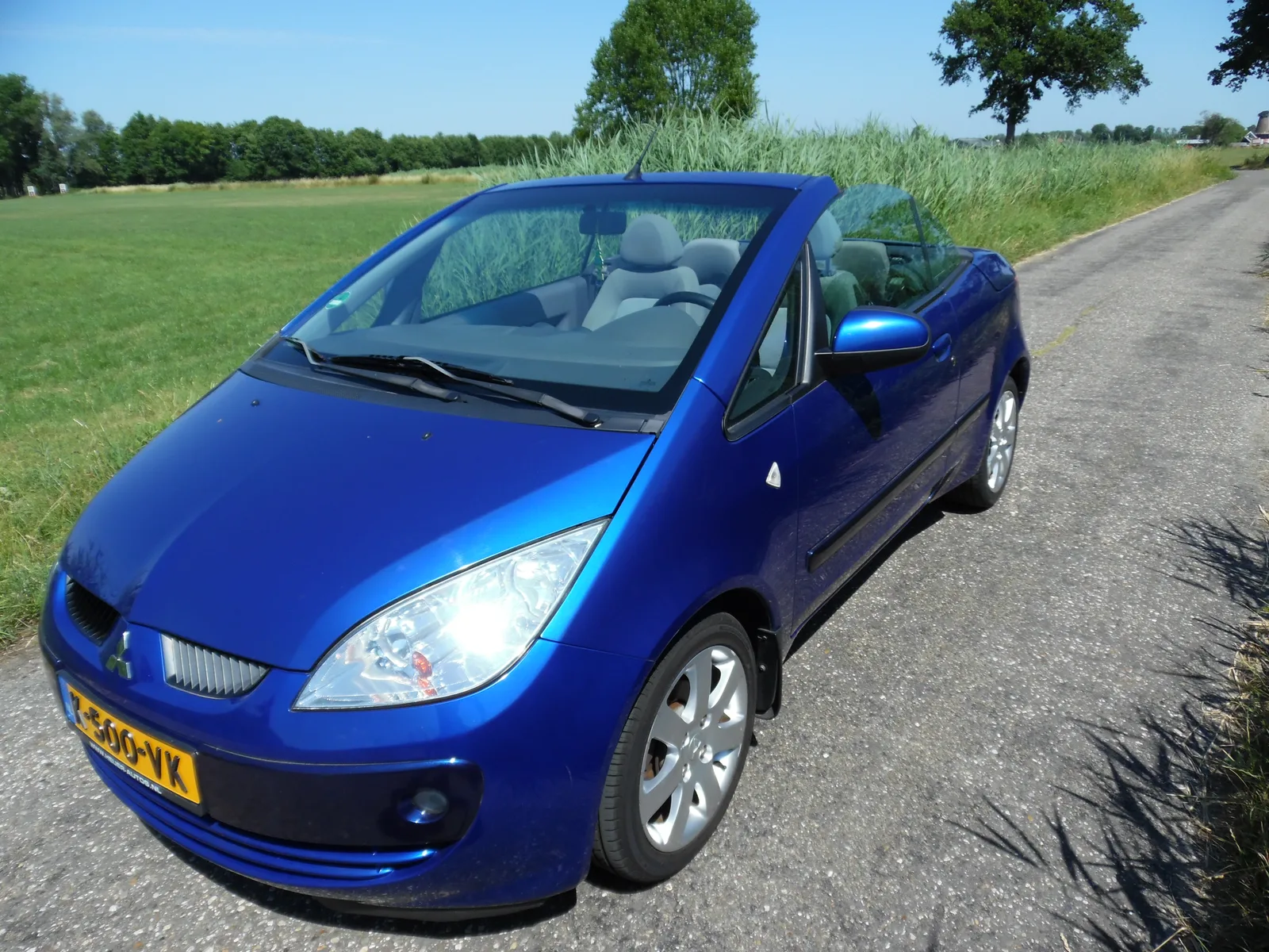 Mitsubishi Colt (2007) — foto 1