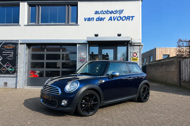 MINI One (2013)