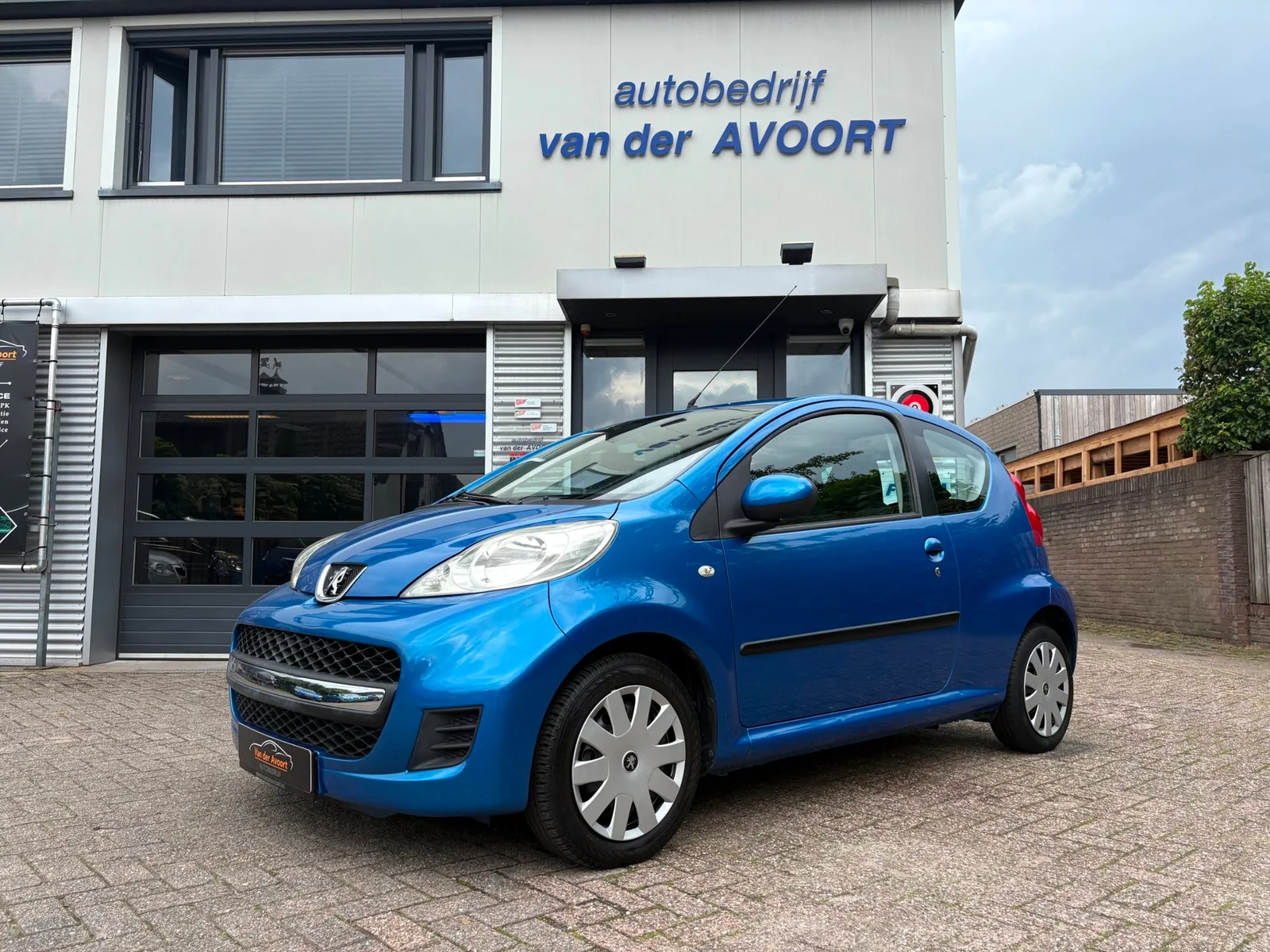 Peugeot 107 (2010) — foto 1