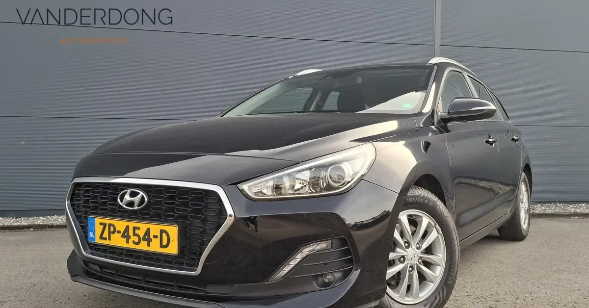 Hyundai i30 (2019) — foto 1