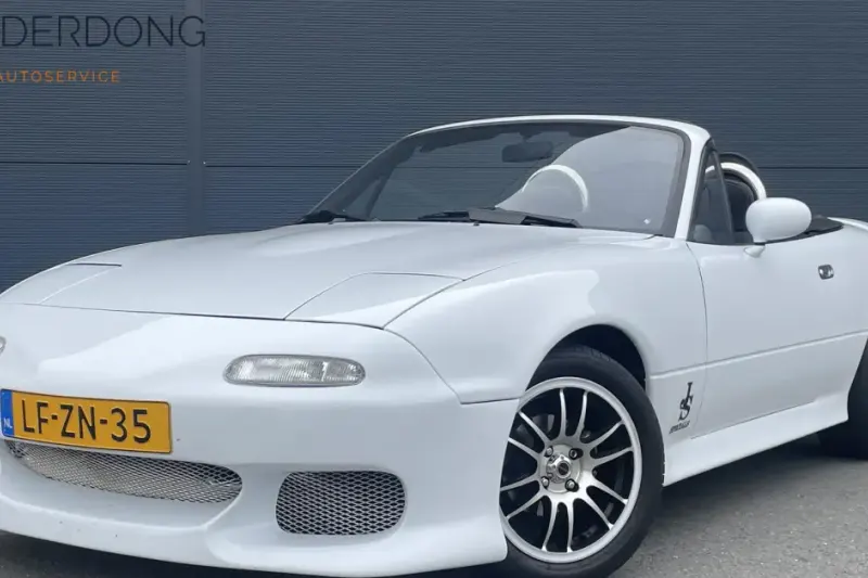 Mazda MX-5 (1991)