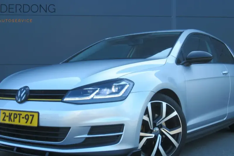 Volkswagen Golf (2013)