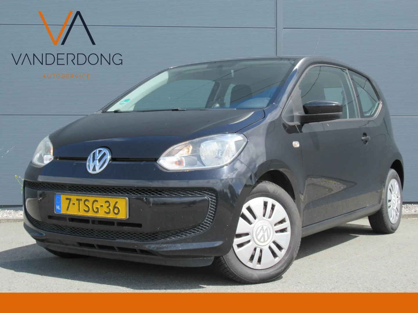 Volkswagen Up! (2012) — foto 1