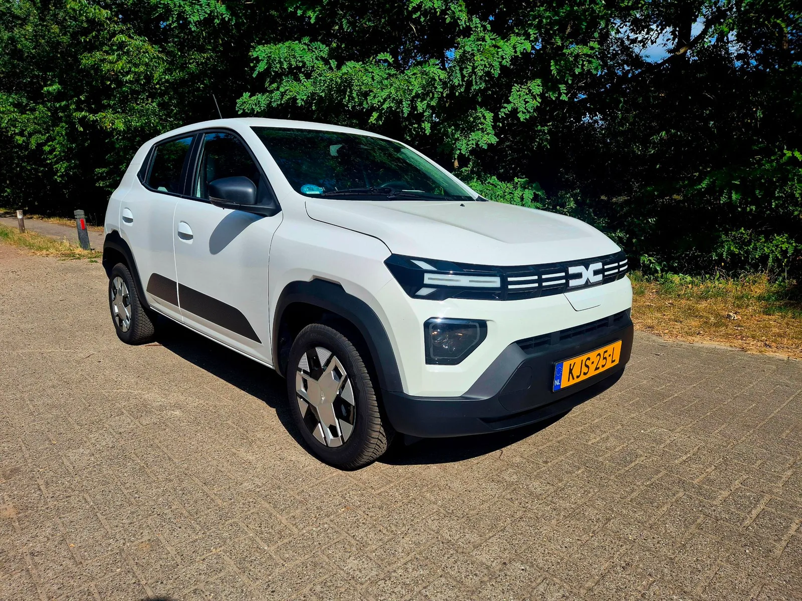 Dacia Spring (2025) — foto 1