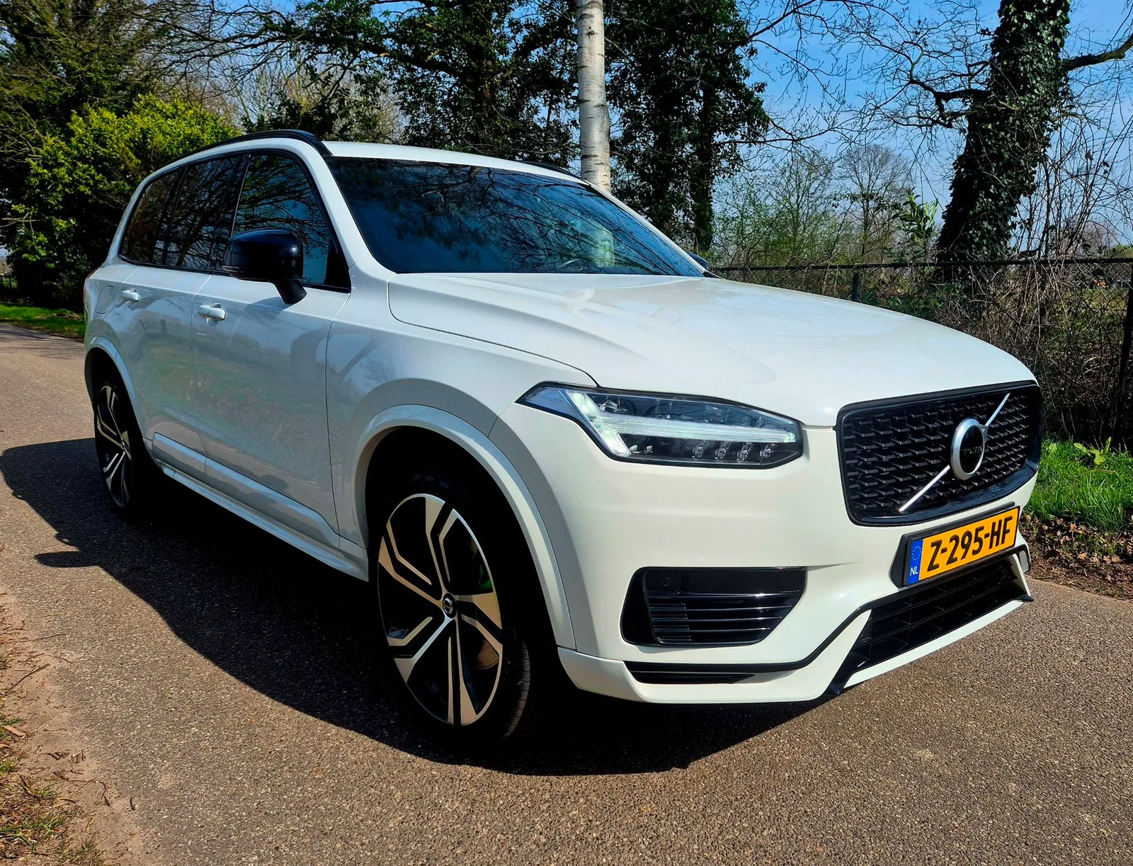 Volvo XC90 (2020) — foto 1