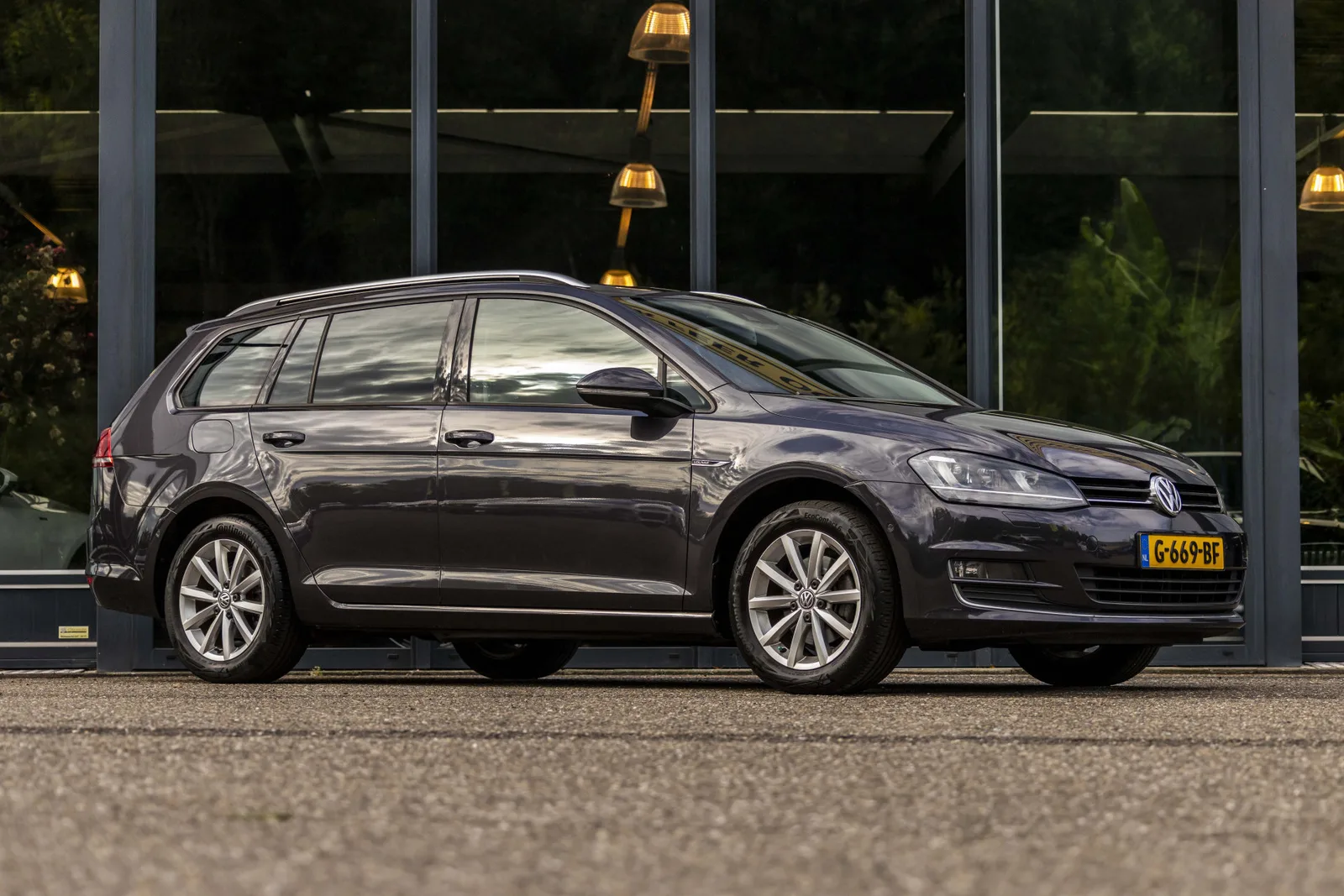 Volkswagen Golf (2015) — foto 1