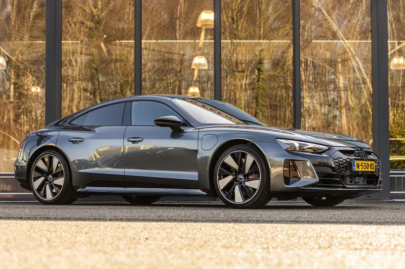 Audi e-tron GT (2021)