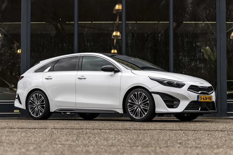 Kia Proceed (2023)
