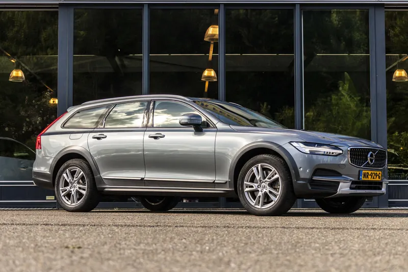 Volvo V90 (2017)