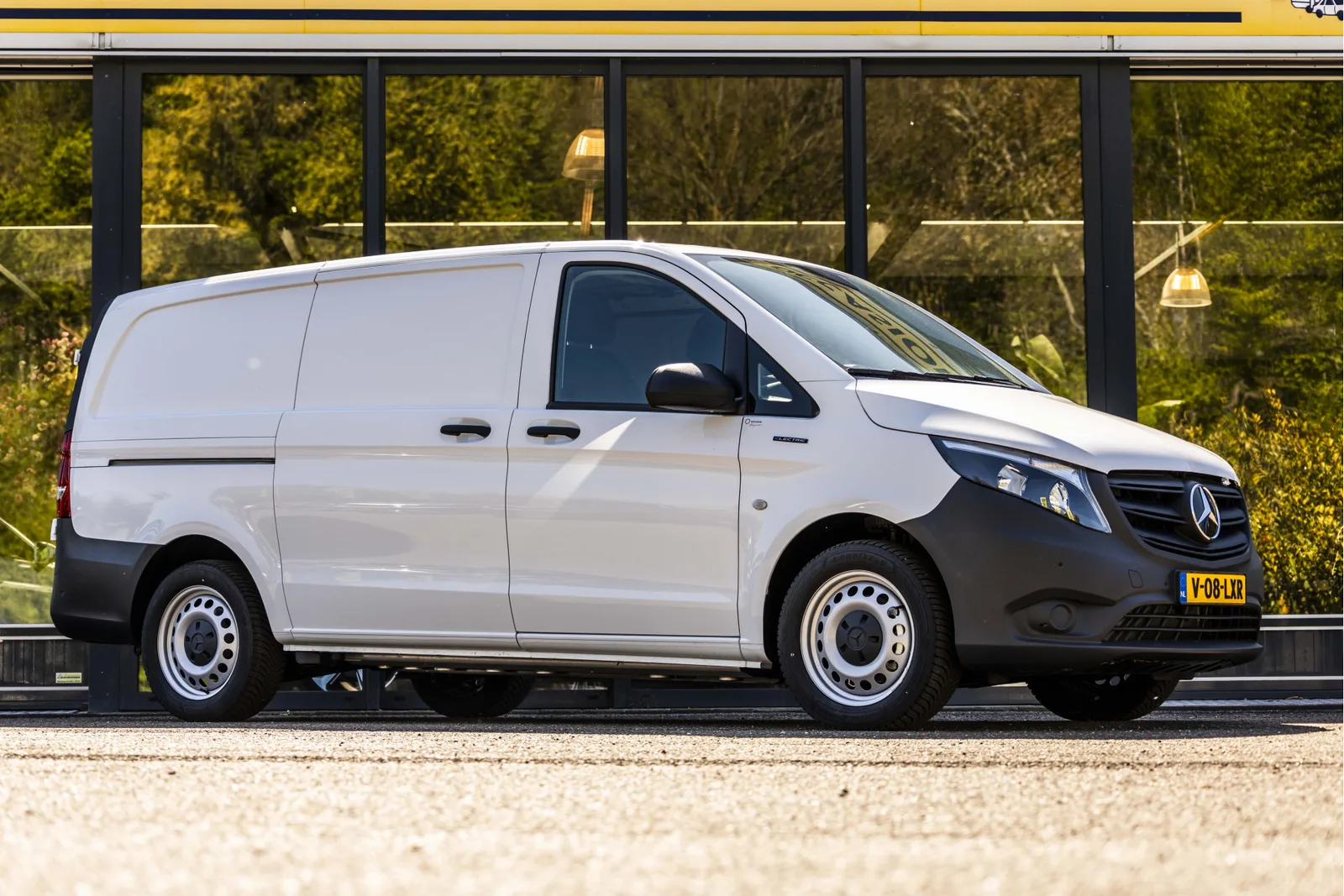 Mercedes-Benz eVito (2025) — foto 1