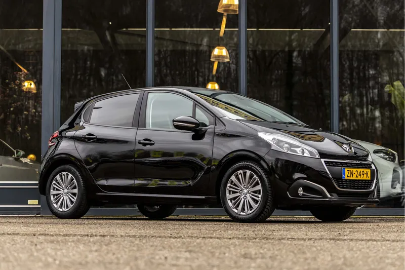 Peugeot 208 (2019)