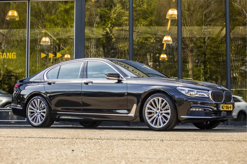 BMW 7-Serie (2016)
