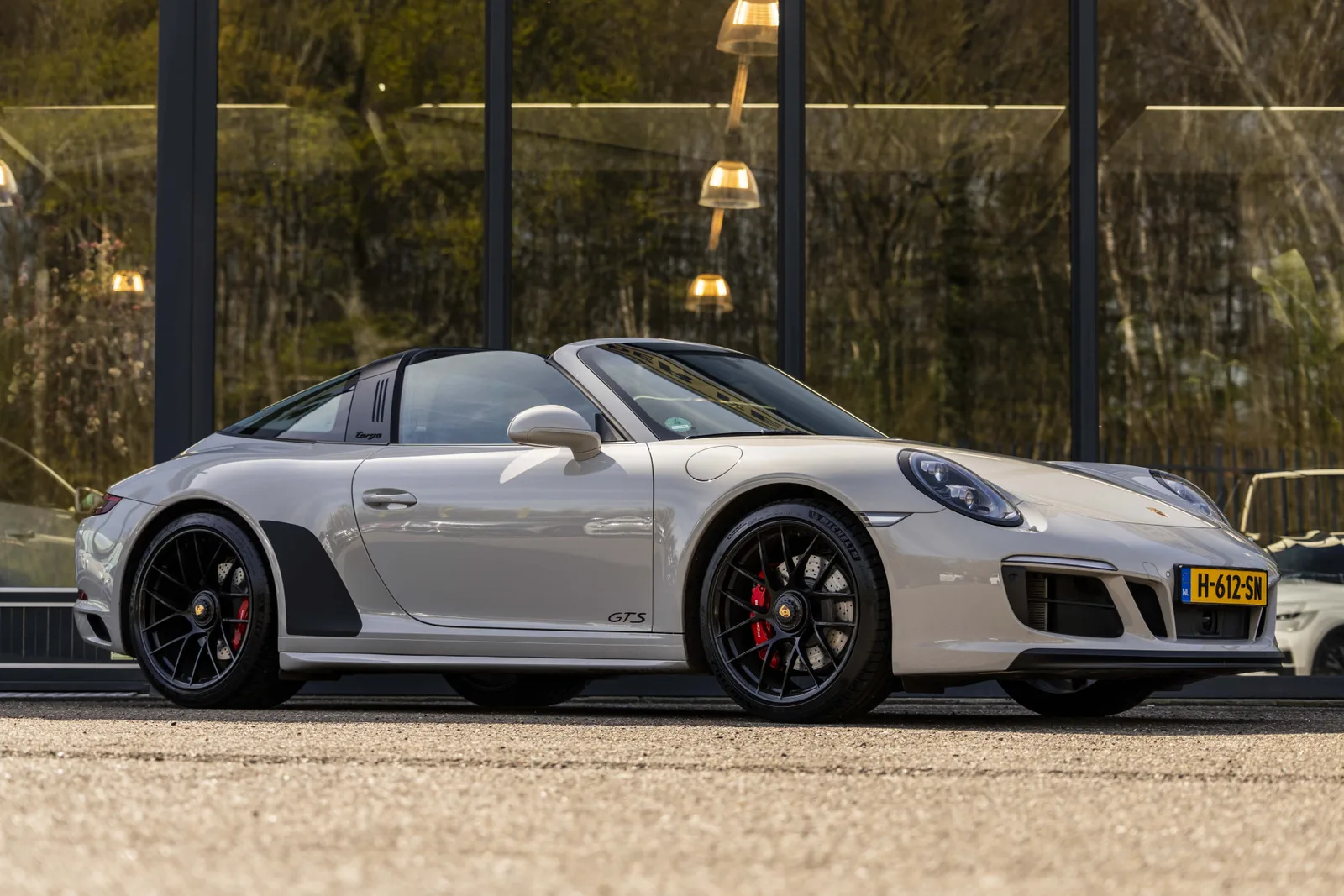 Porsche 911 (2018) — foto 1