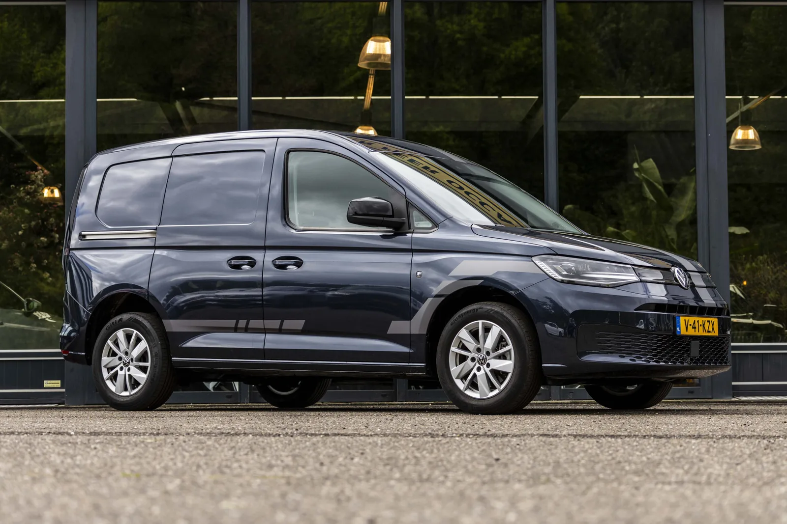 Volkswagen Caddy (2024) — foto 1