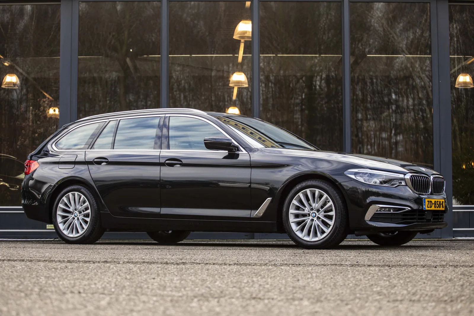BMW 5-Serie (2019) — foto 1