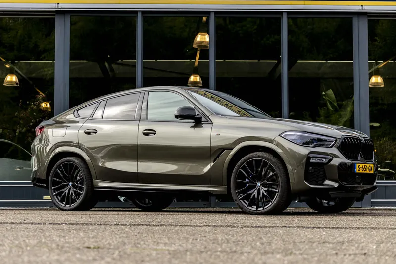 BMW X6 (2021)