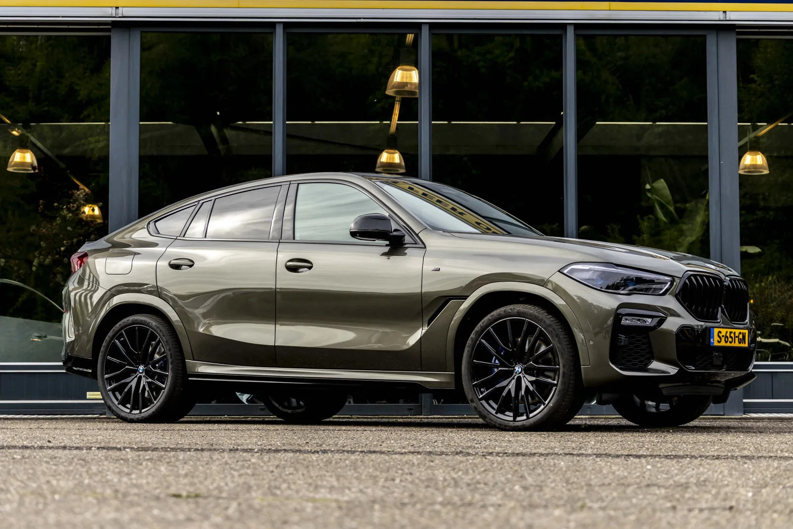 BMW X6 (2021) — foto 1