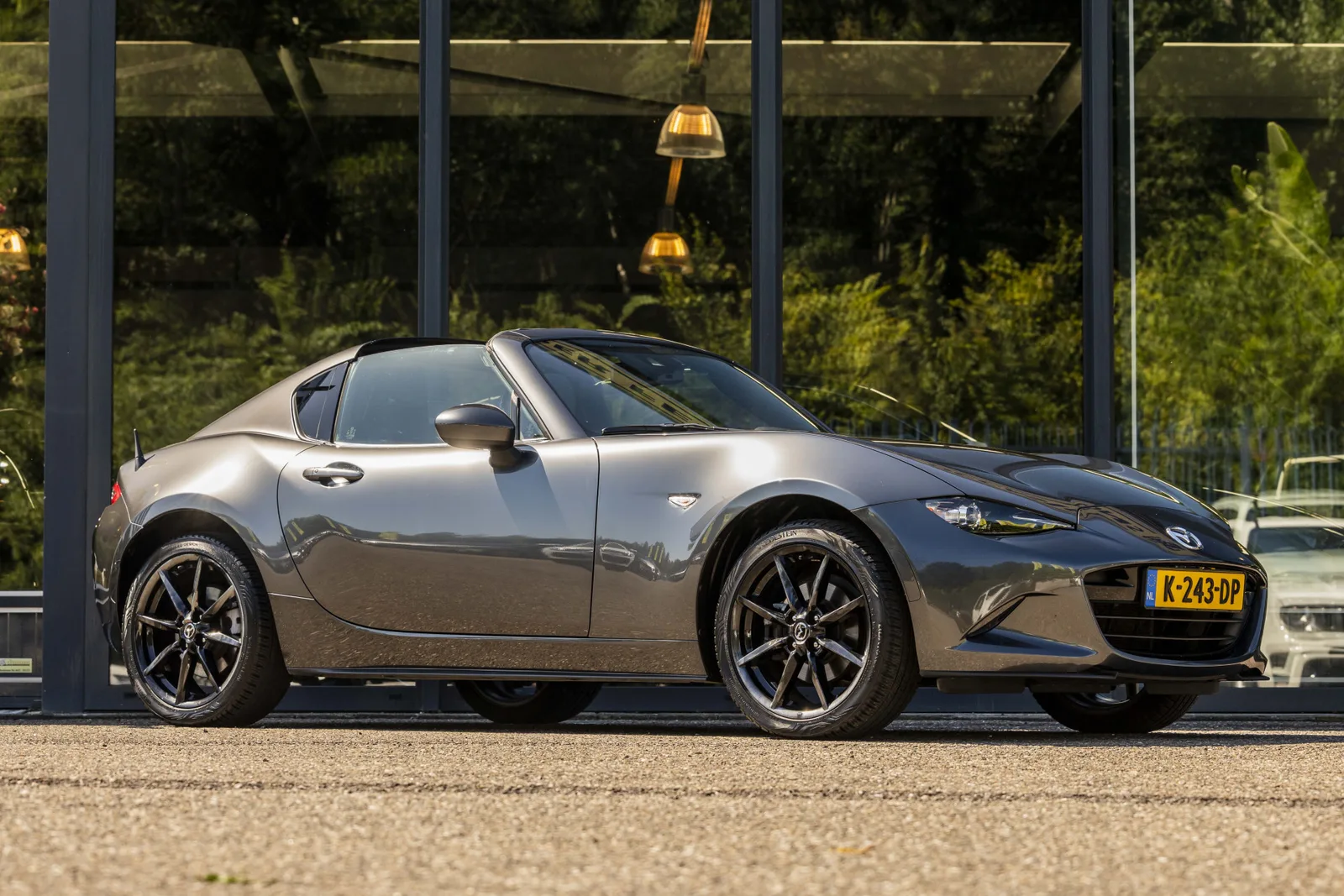Mazda MX-5 (2018) — foto 1