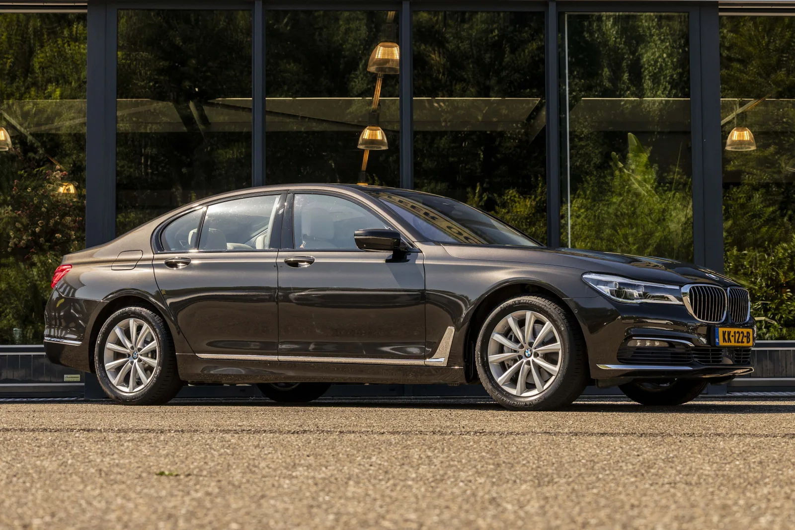 BMW 7-Serie (2016) — foto 1