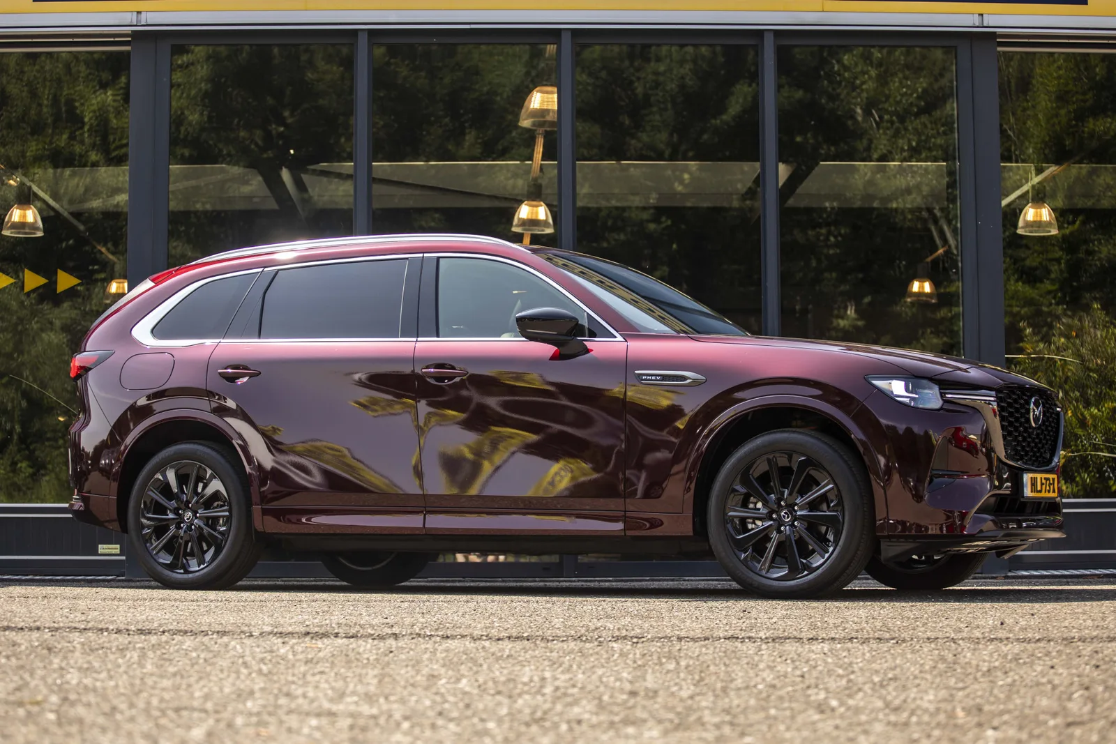 Mazda CX-80 (2024) — foto 1