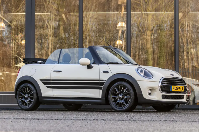 MINI Cooper (2019)