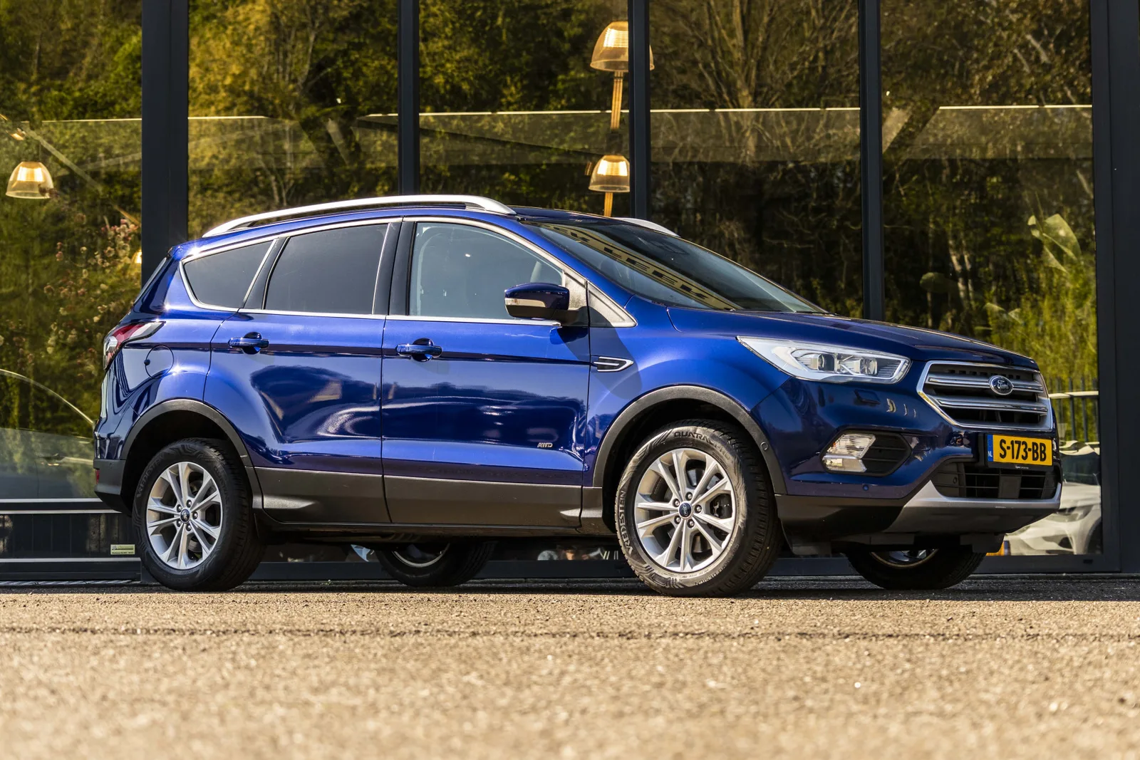 Ford Kuga (2017) — foto 1
