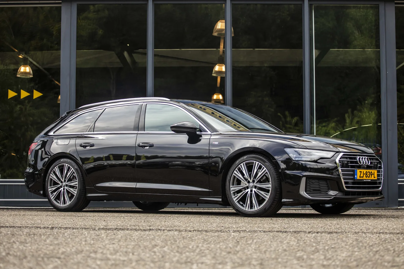 Audi A6 (2018) — foto 1