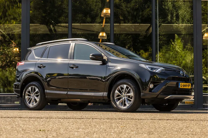 Toyota RAV4 (2019)