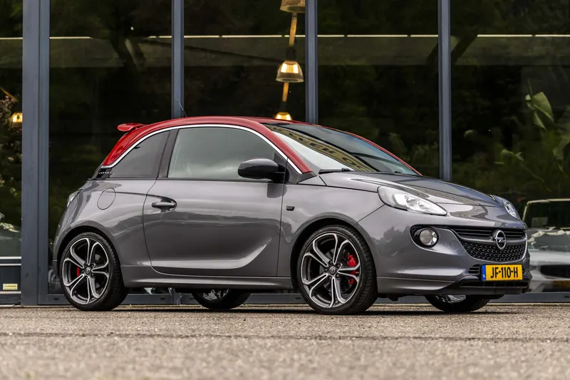 Opel Adam (2016)