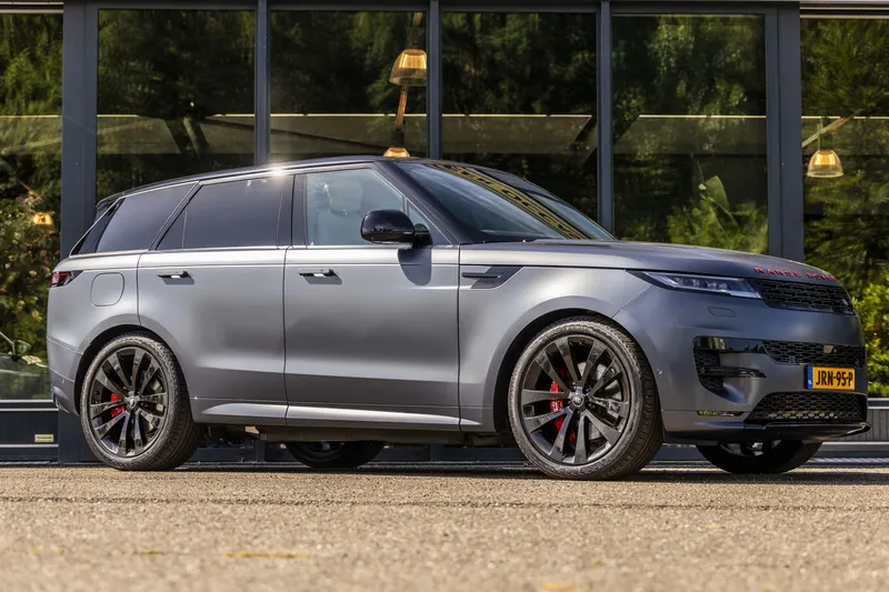 Land Rover Range Rover Sport (2025)