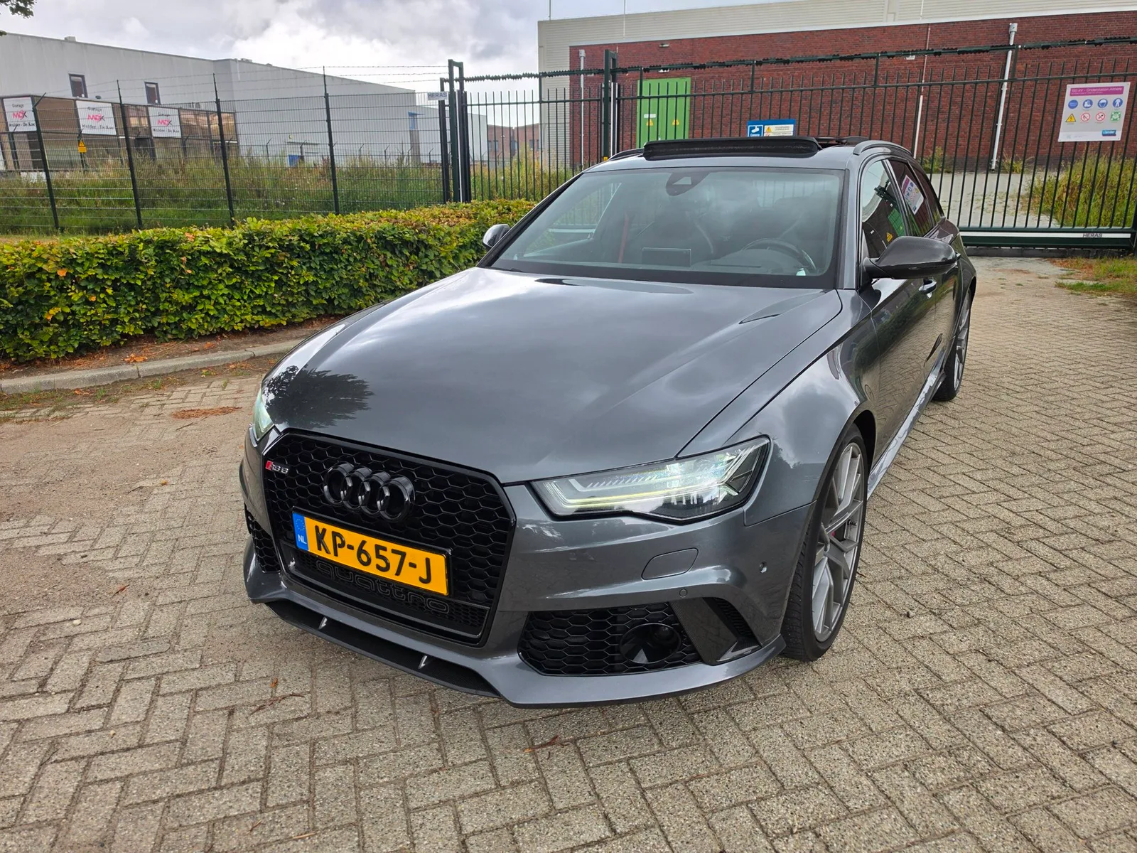 Audi RS 6 (2015) — foto 1