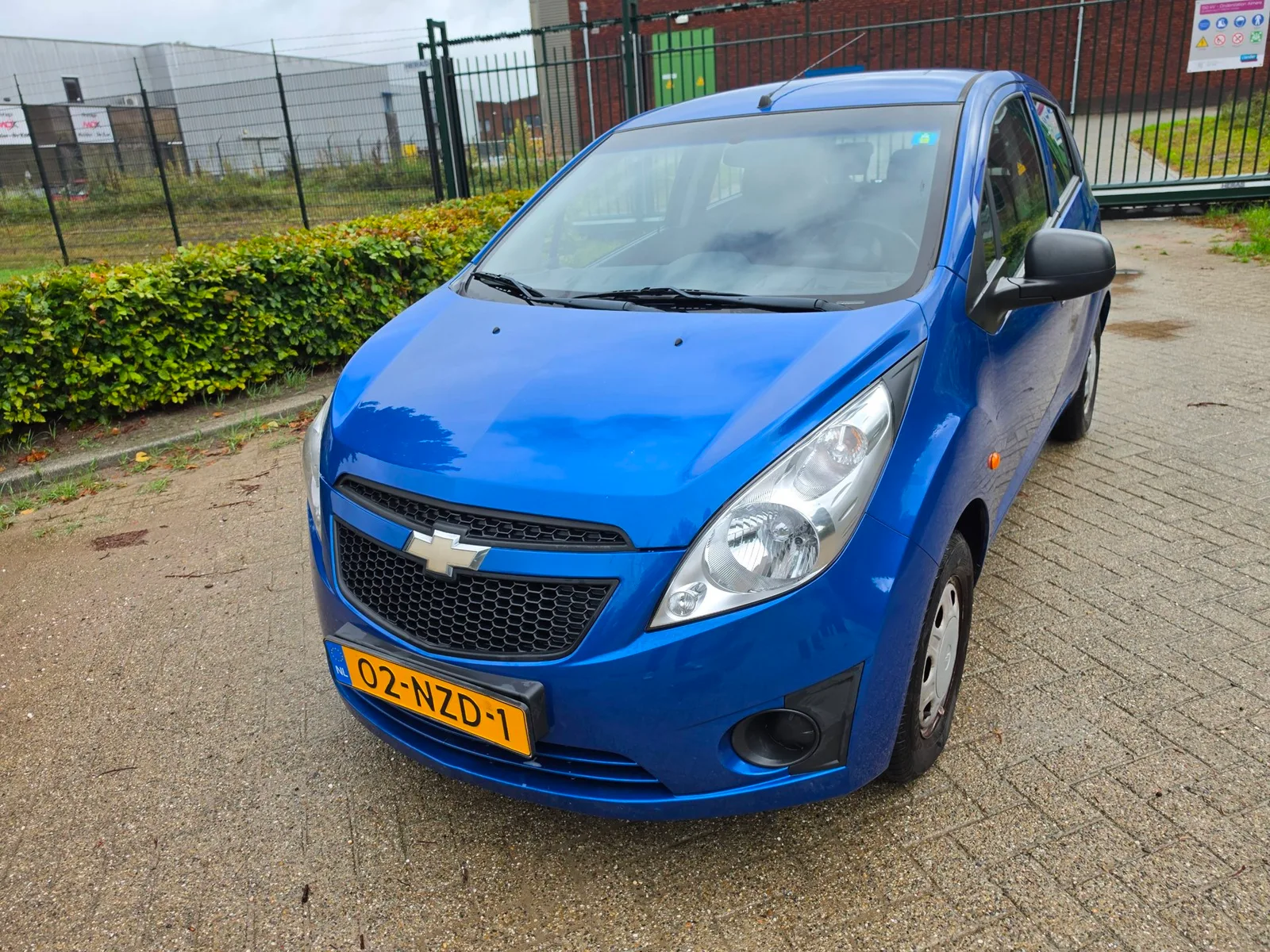 Chevrolet Spark (2010) — foto 1