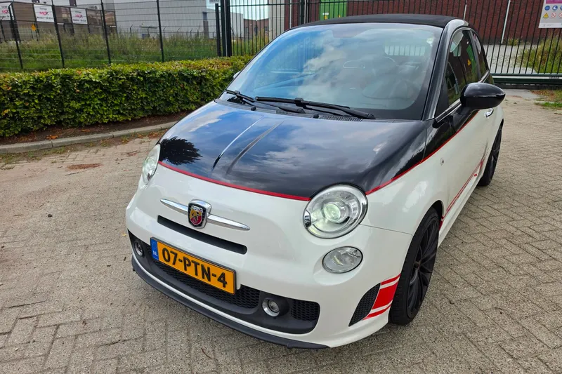 Fiat 500C (2011)