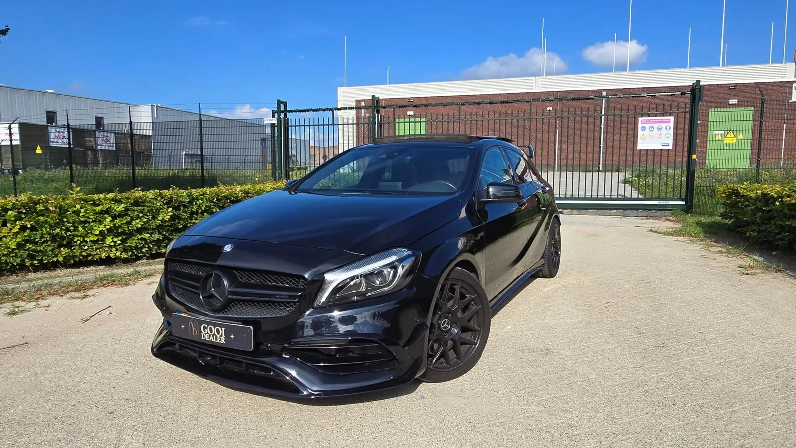 Mercedes-Benz A-Klasse (2016) — foto 1
