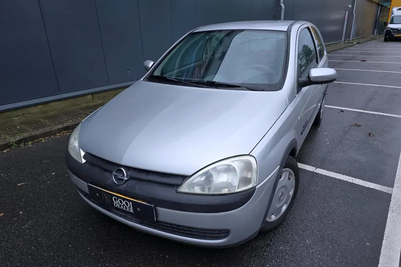 Opel Corsa (2001)